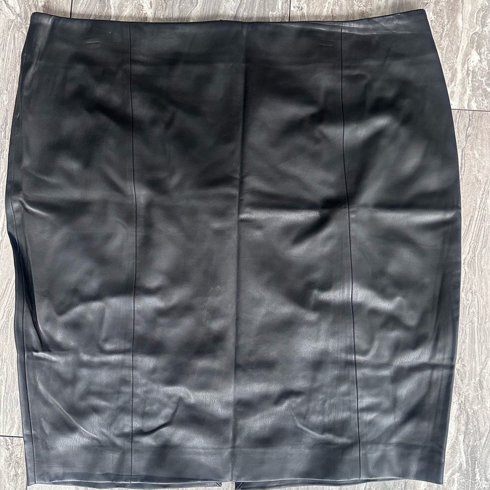Vegan Faux Leather Pencil‎ Skirt 20W Black Zipper Club Flirty Concert Edgy Chic